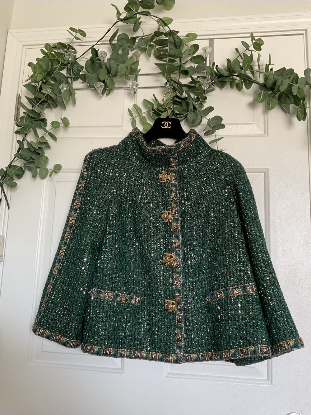 CHANEL VINTAGE PARIS BYZANCE GREEN GOLD JACKET GRIPOIX BUTTONS. FR 48 - Picture 3 of 16
